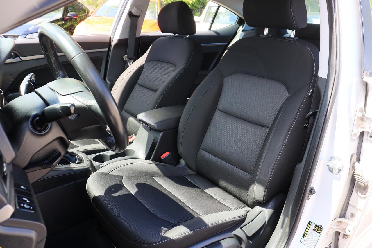 2017 Hyundai Elantra GL | Auto | CarPlay | Cam | Alloys | Cold AC ++ Photo63