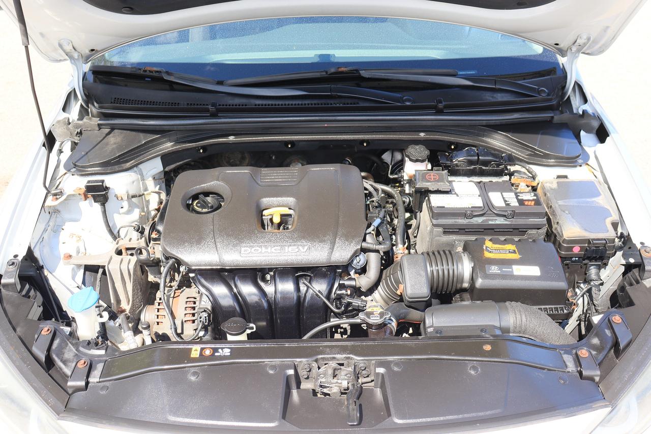 2017 Hyundai Elantra GL | Auto | CarPlay | Cam | Alloys | Cold AC ++ Photo71