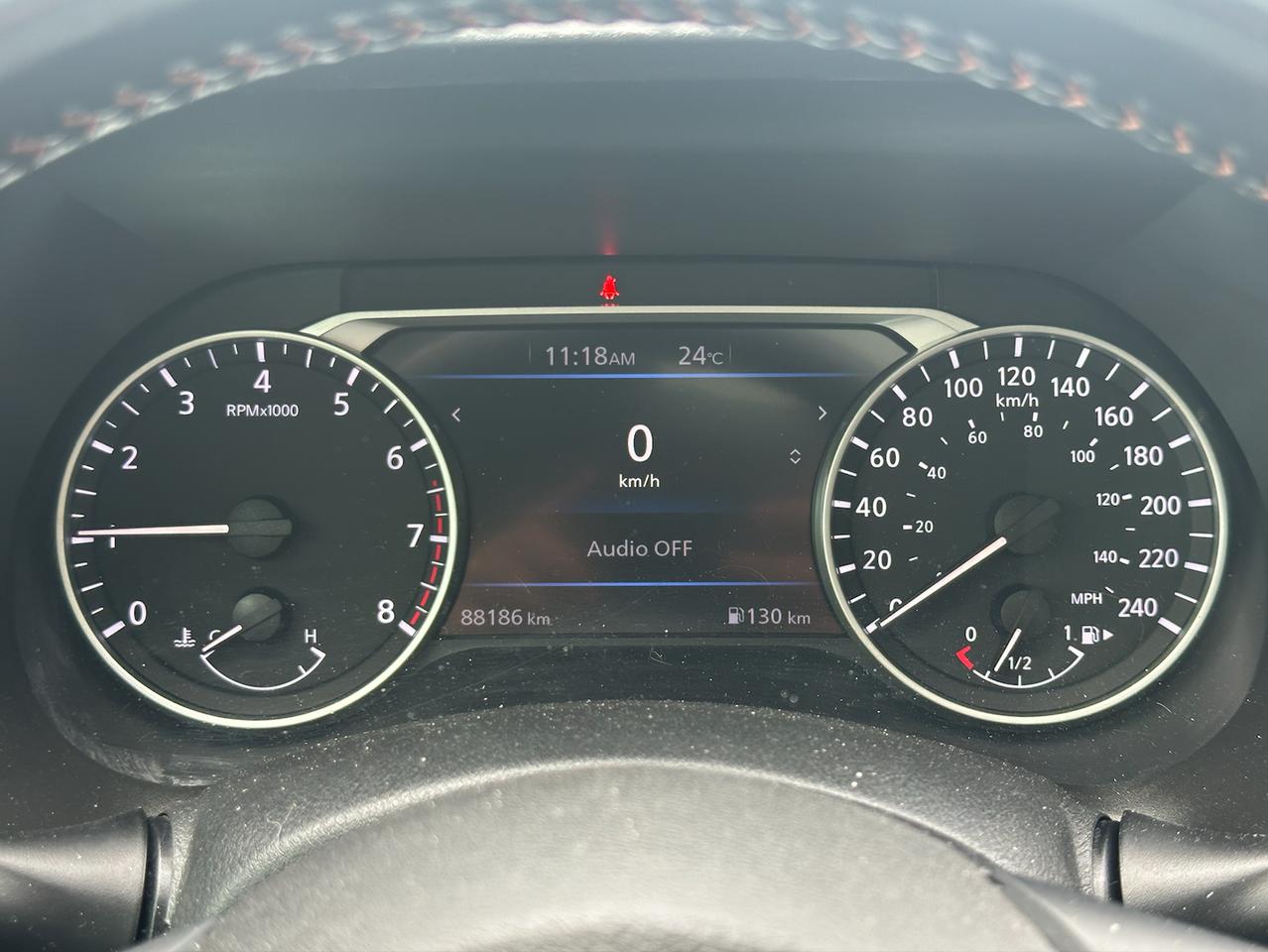 2021 Nissan Sentra SR | 6 Speed | Sunroof | CarPlay | Cam | Loaded! Photo8