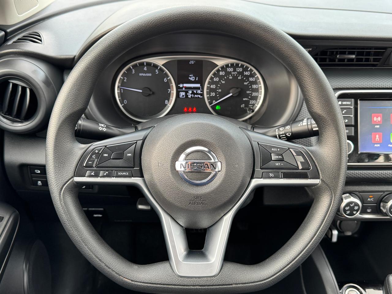 2021 Nissan Kicks S 1.6L+CLEAN CARFAX+New Tires+Brakes+A/C Photo