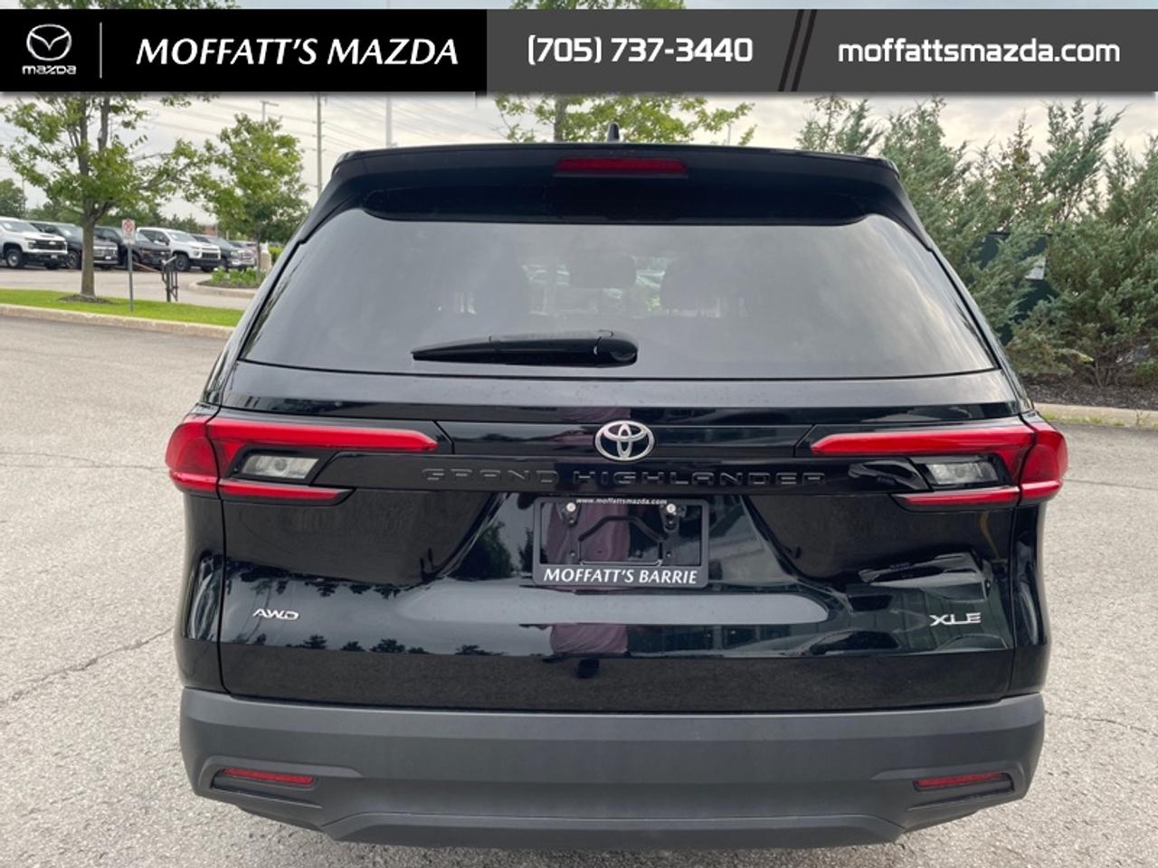 2024 Toyota Grand Highlander XLE Photo4