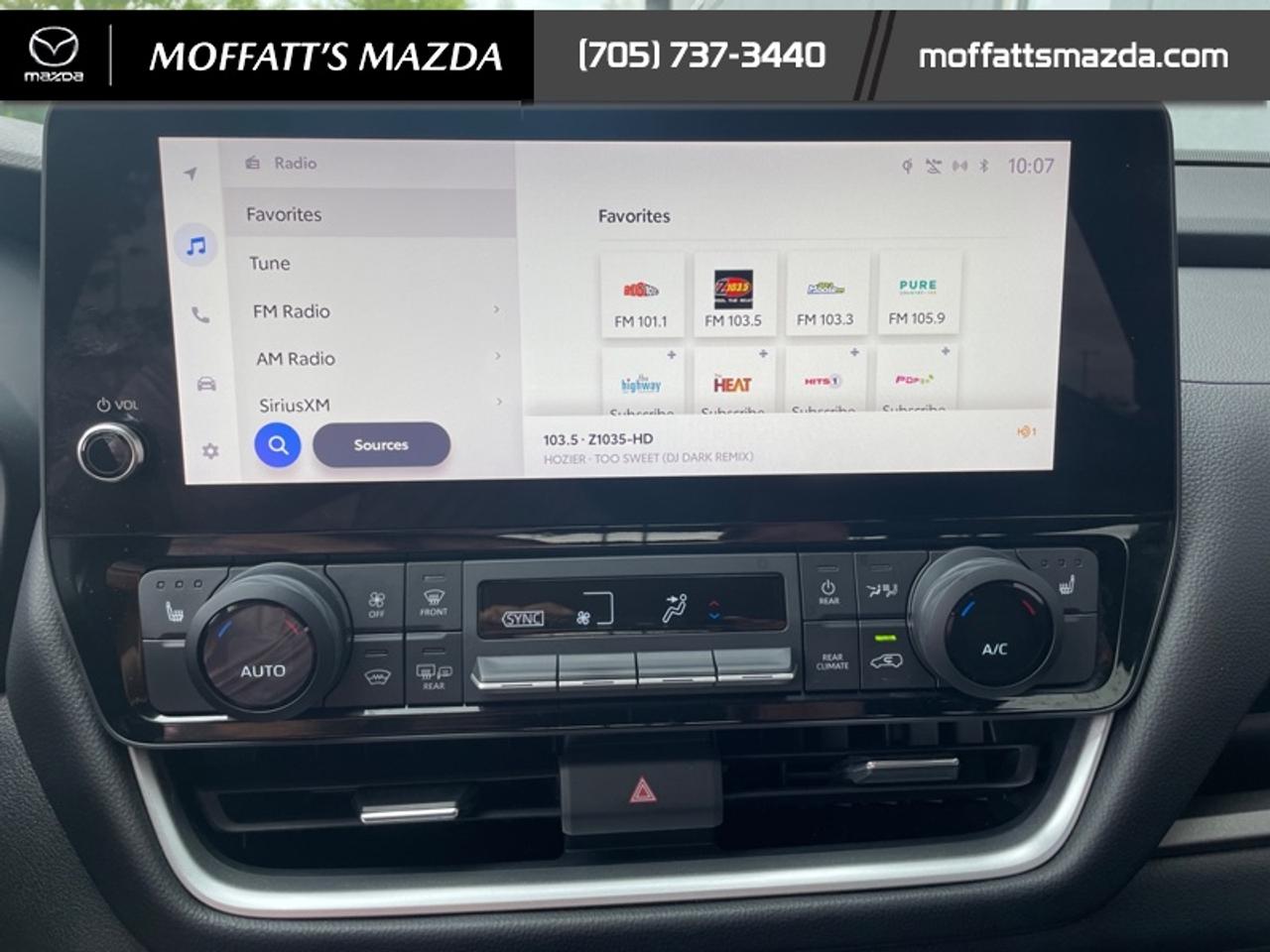 2024 Toyota Grand Highlander XLE Photo
