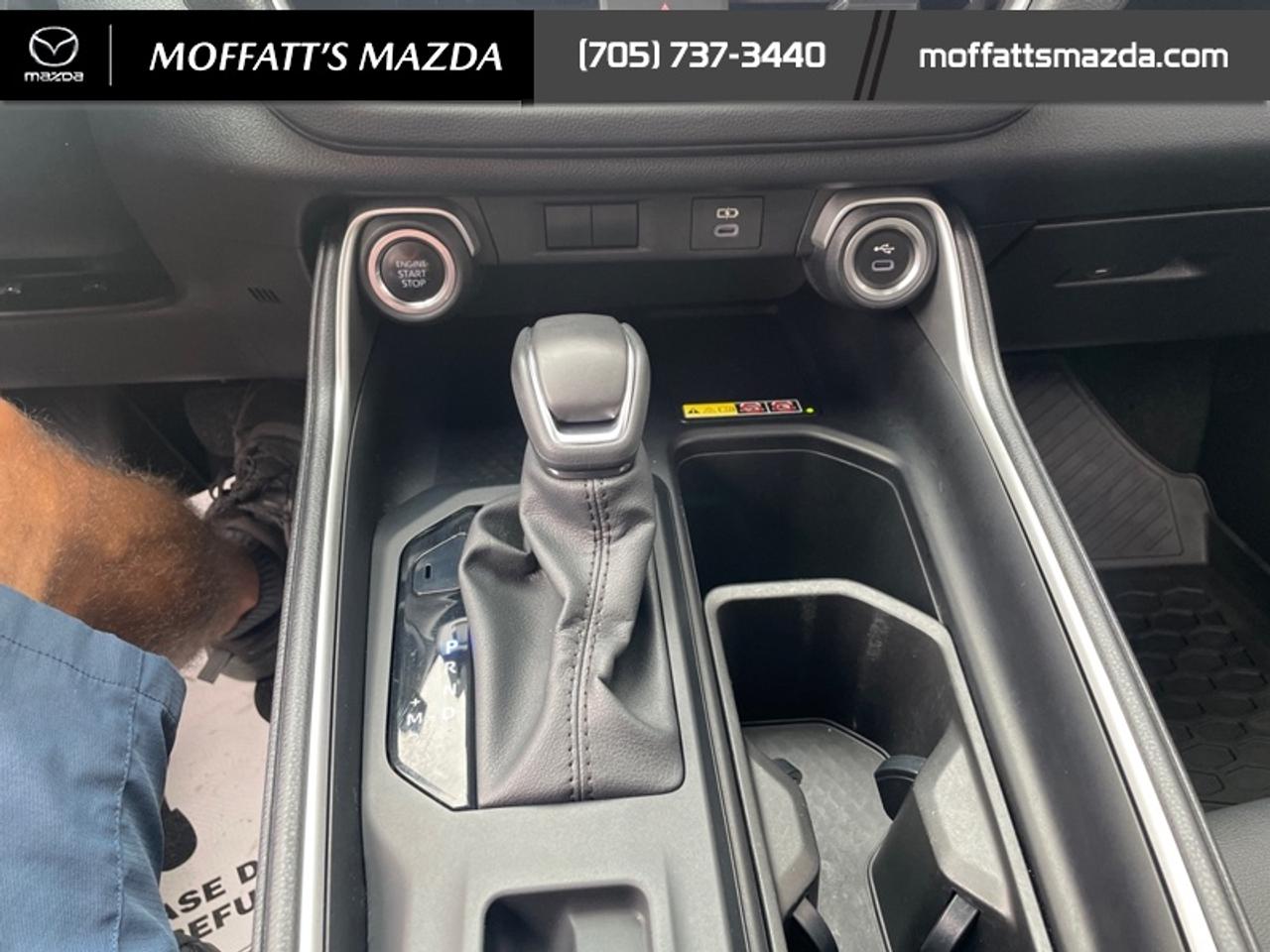 2024 Toyota Grand Highlander XLE Photo