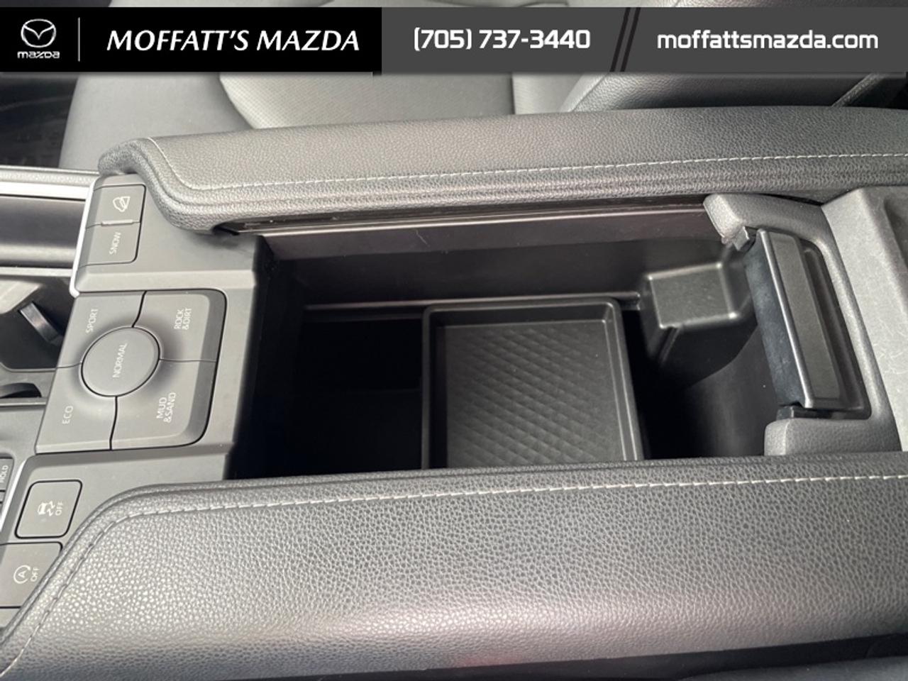 2024 Toyota Grand Highlander XLE Photo