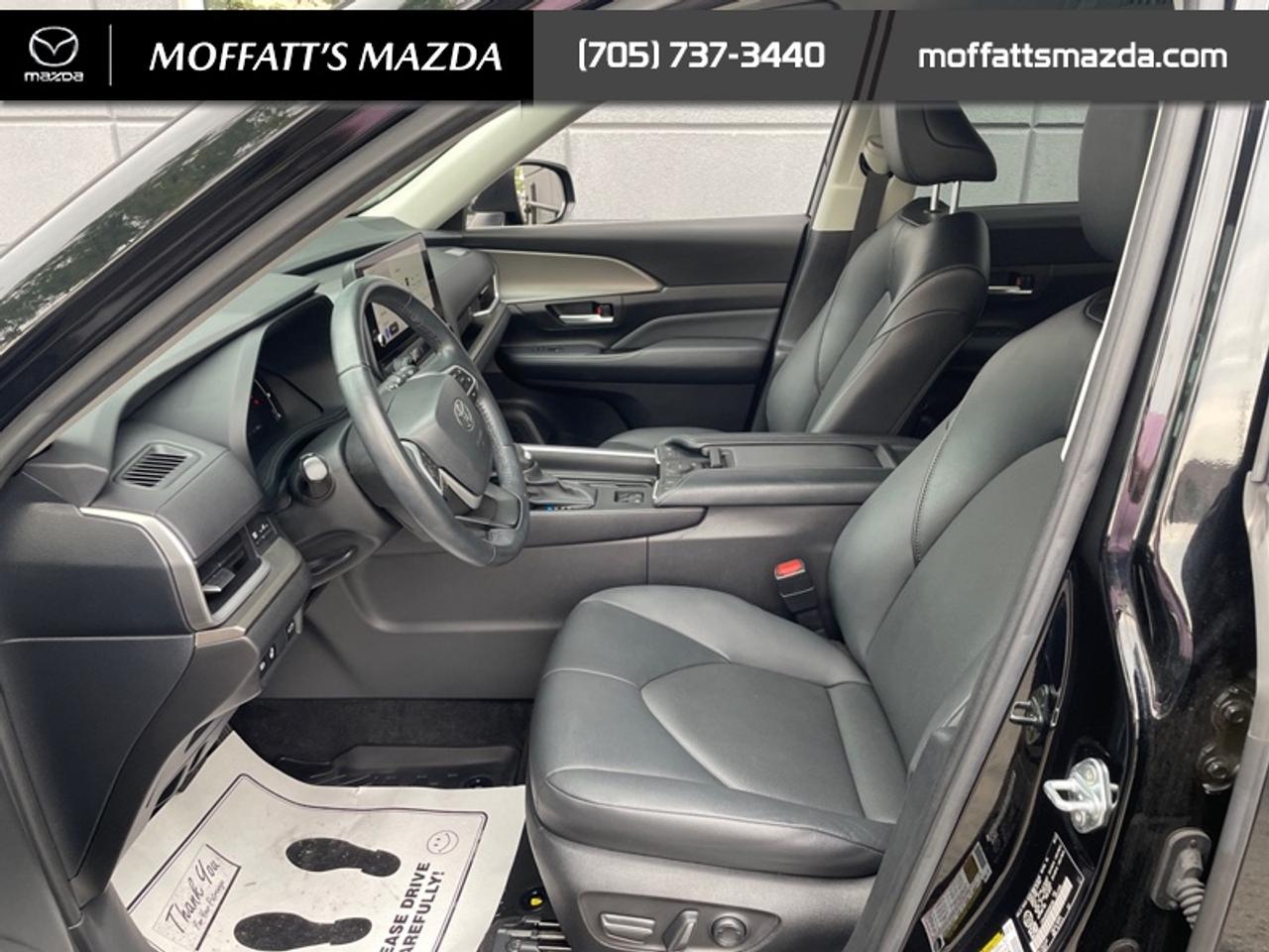 2024 Toyota Grand Highlander XLE Photo
