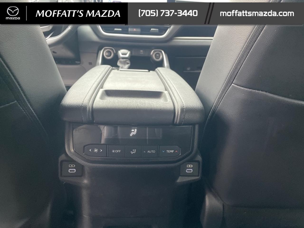 2024 Toyota Grand Highlander XLE Photo