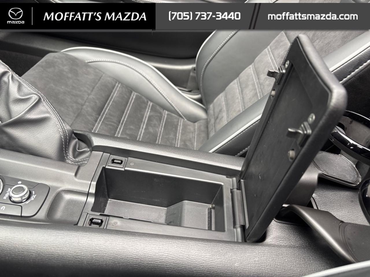 2023 Mazda MX-5 GS-P Photo