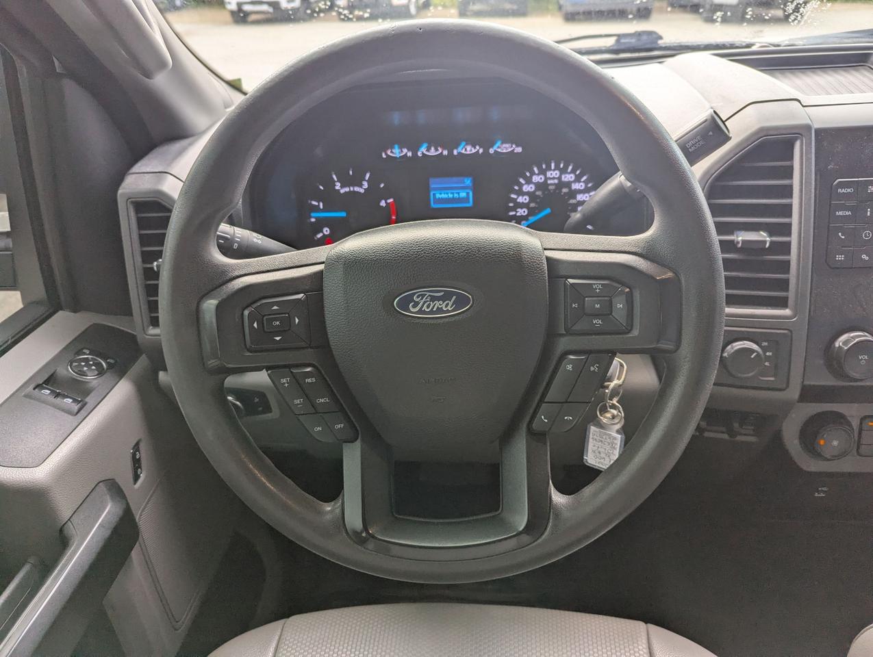 2021 Ford Super Duty XL Reg Cab DRW 4X4 Photo