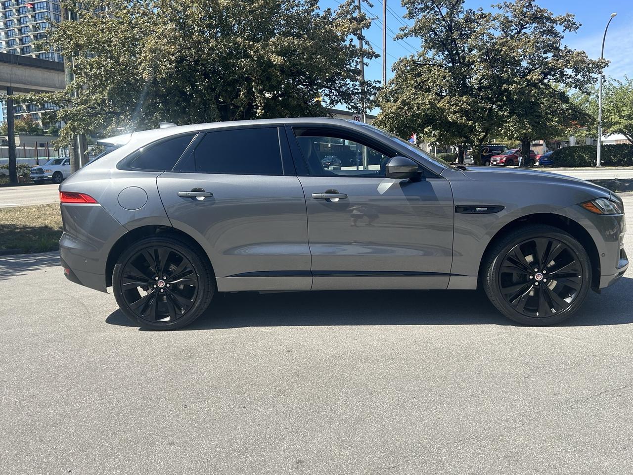 2018 Jaguar F-PACE R-Sport Photo