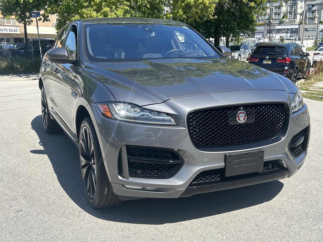 2018 Jaguar F-PACE R-Sport Photo