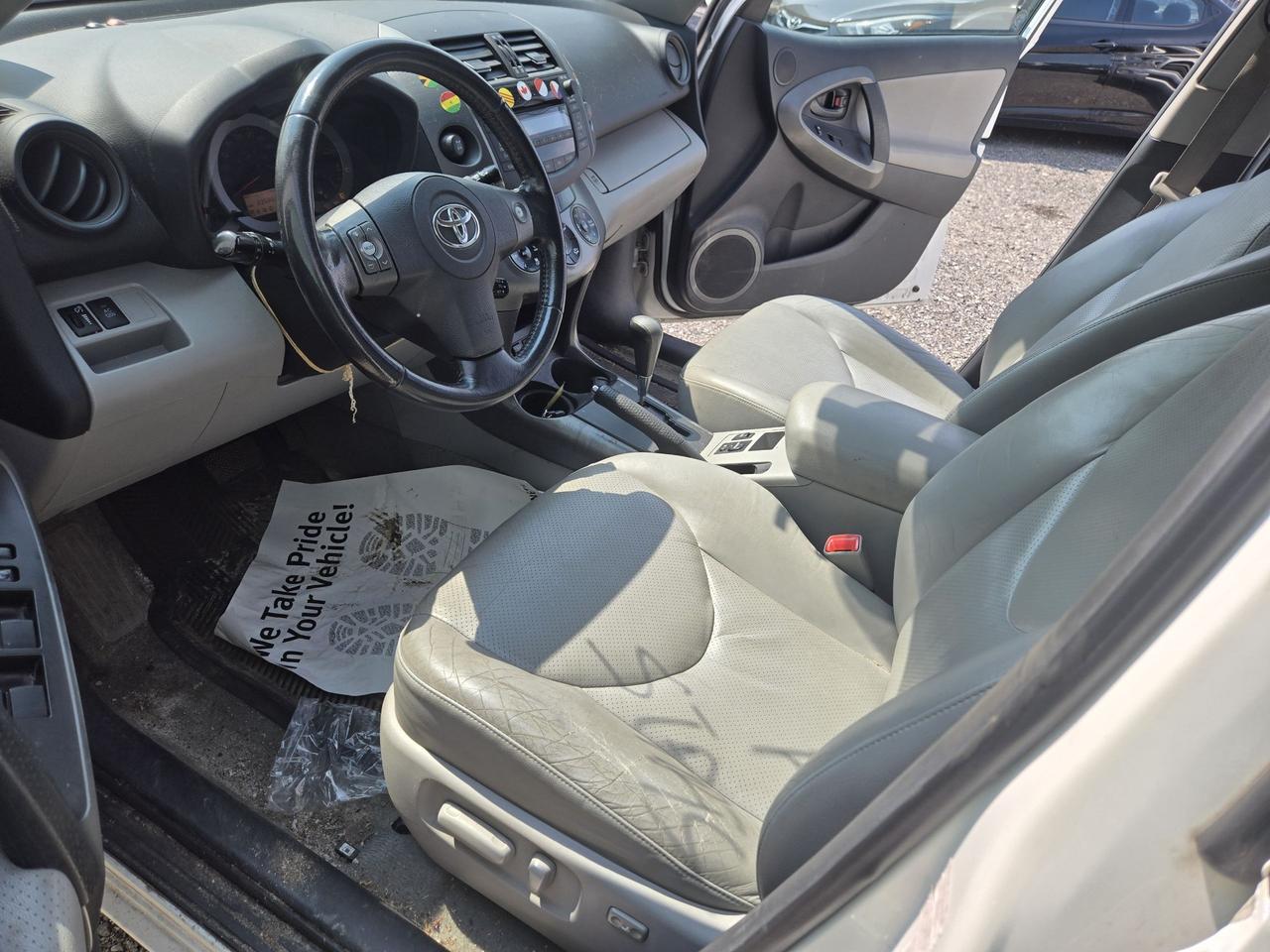 2010 Toyota RAV4 LIMITED  Photo