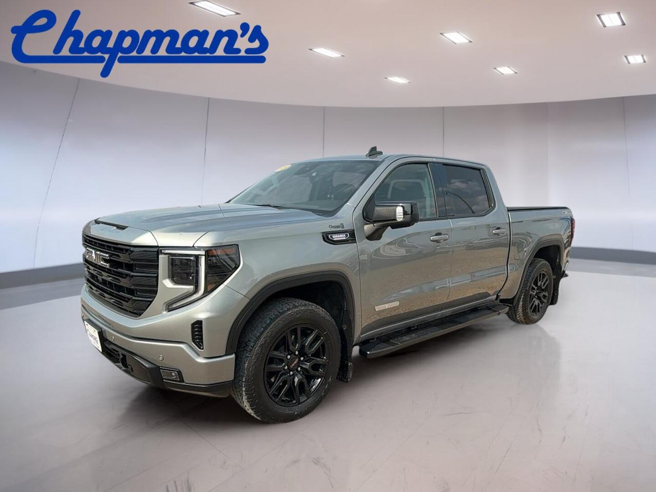 Used 2025 GMC Sierra 1500 4WD Crew Cab 147