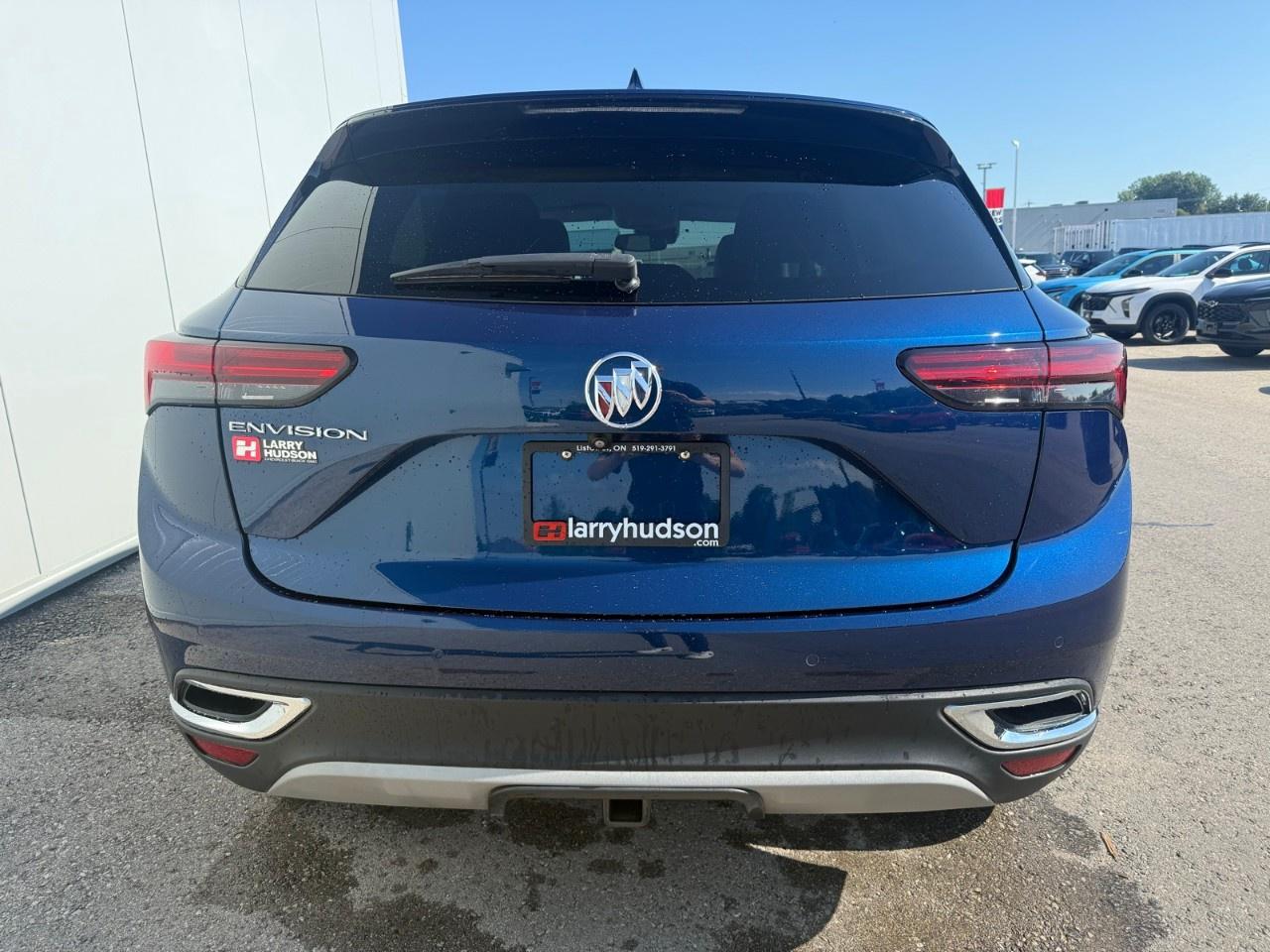 2023 Buick Envision FWD 4dr Preferred Photo