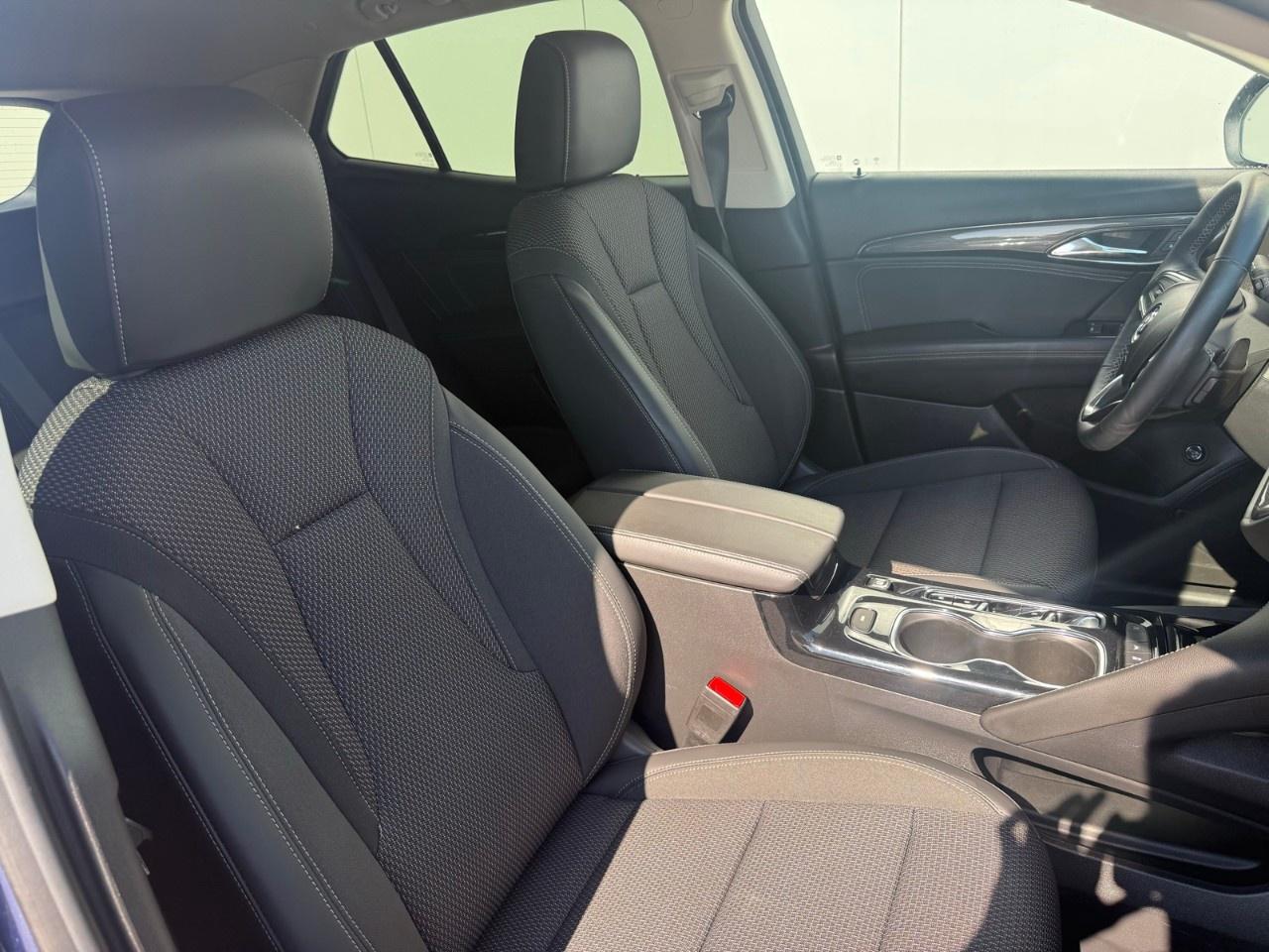 2023 Buick Envision FWD 4dr Preferred Photo