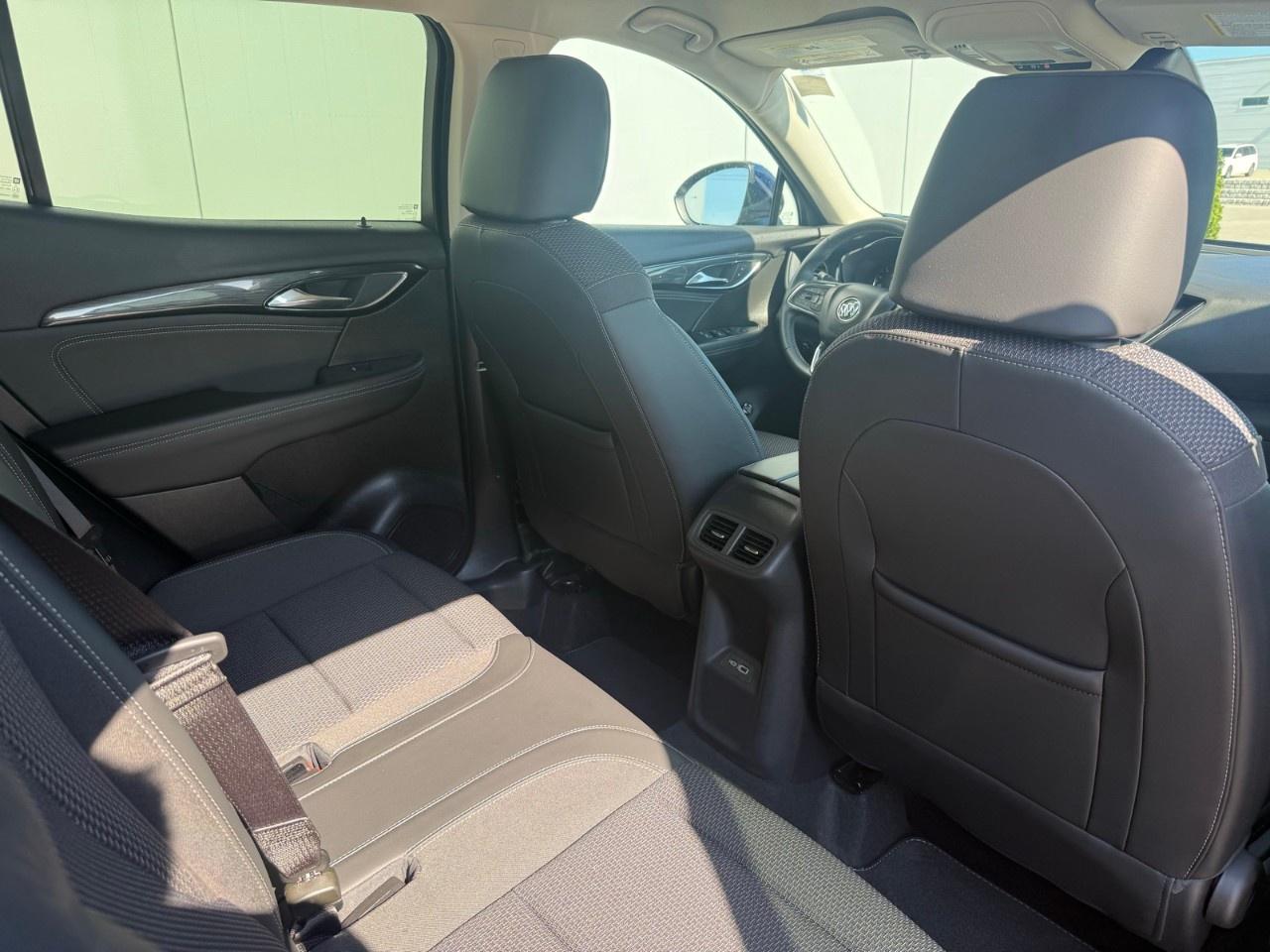 2023 Buick Envision FWD 4dr Preferred Photo