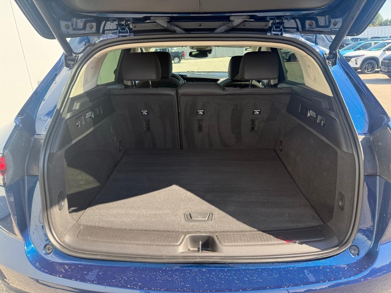 2023 Buick Envision FWD 4dr Preferred Photo