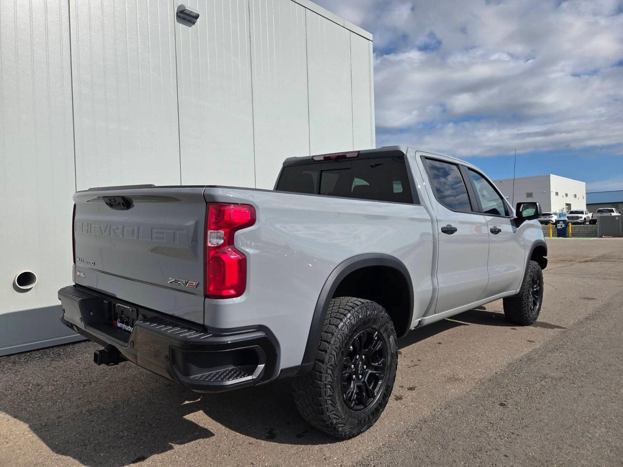 2024 Chevrolet Silverado 1500 Crew Cab Short Box 4-Wheel Drive ZR2 Photo