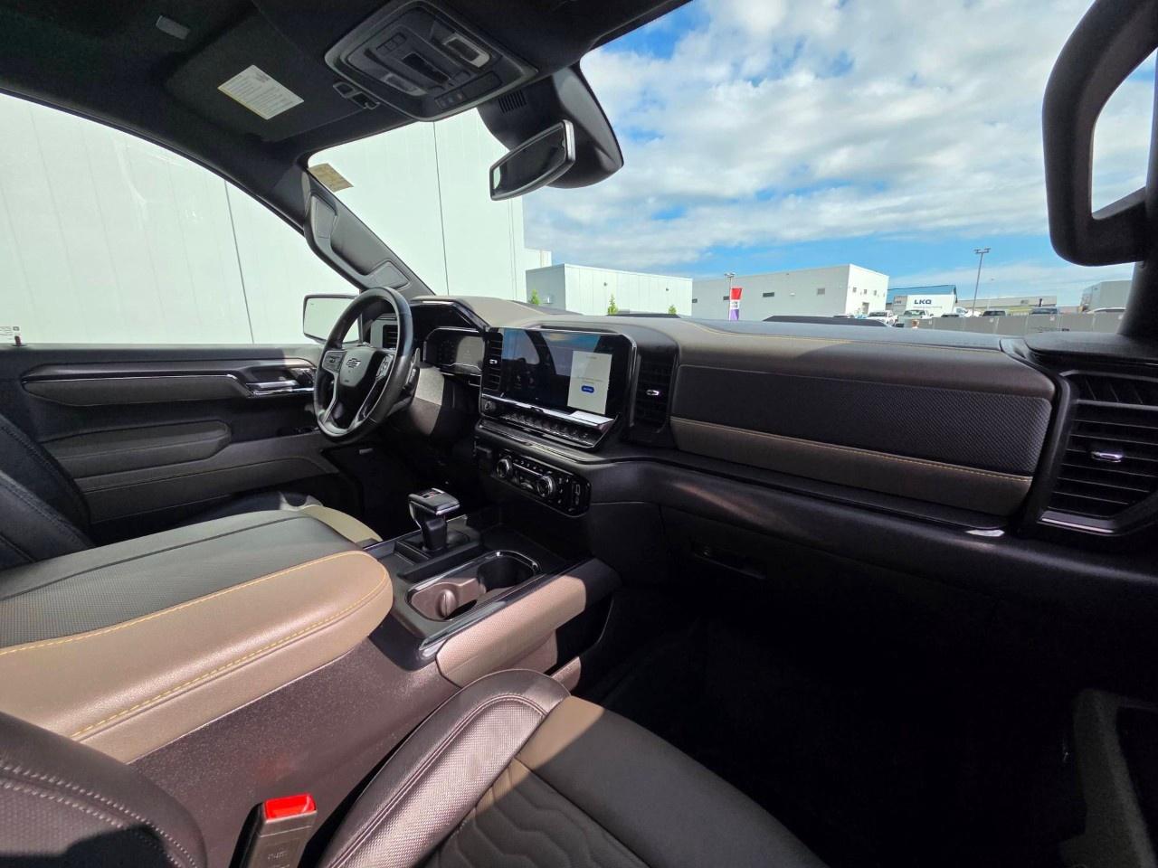 2024 Chevrolet Silverado 1500 Crew Cab Short Box 4-Wheel Drive ZR2 Photo