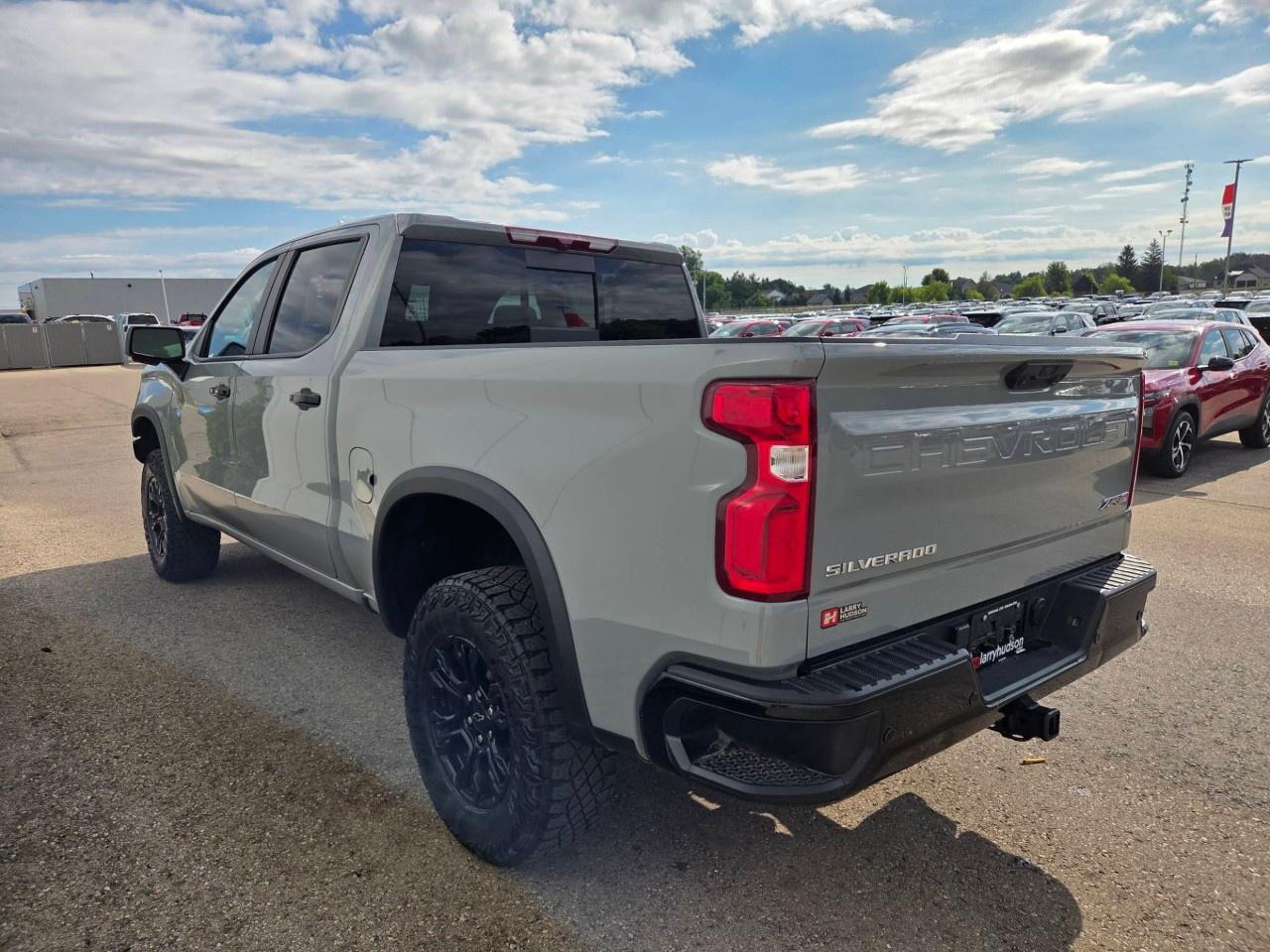 2024 Chevrolet Silverado 1500 Crew Cab Short Box 4-Wheel Drive ZR2 Photo