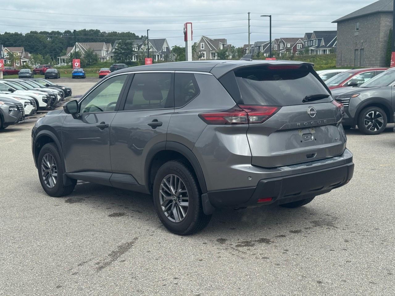 2024 Nissan Rogue AWD S Photo
