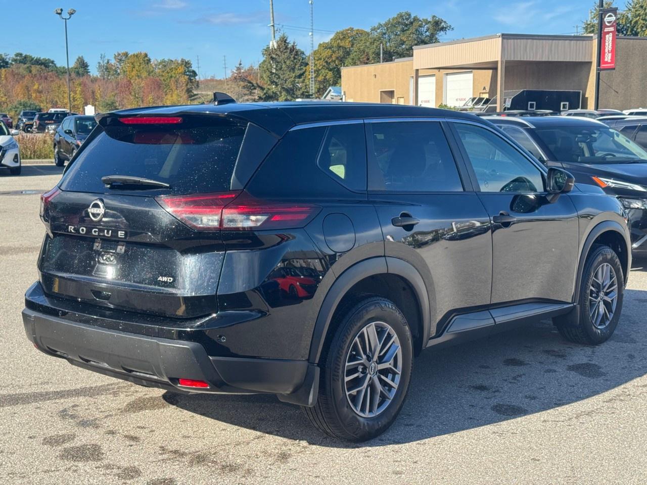 2024 Nissan Rogue AWD S Photo