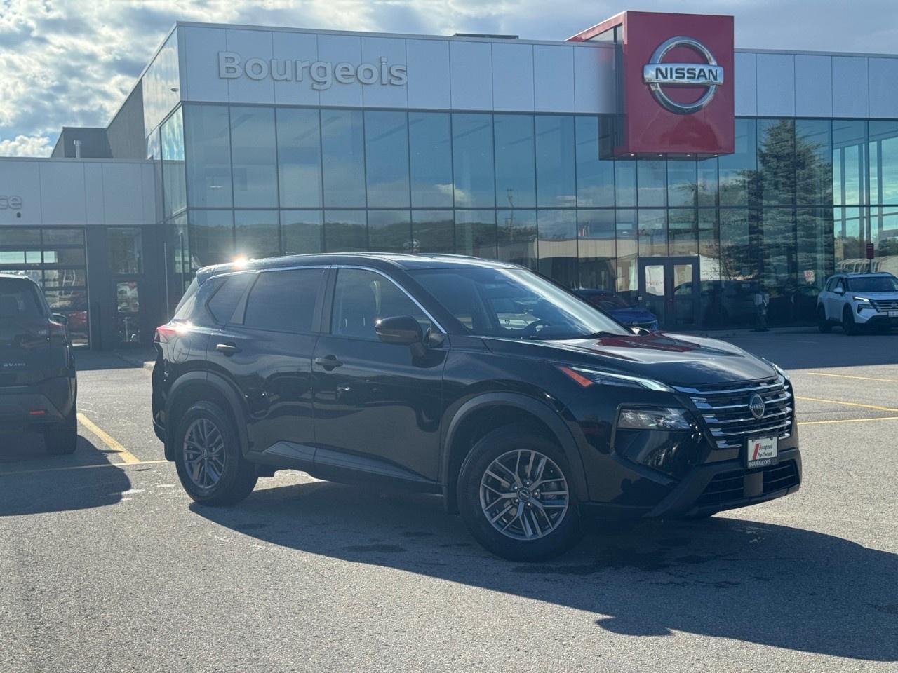 2024 Nissan Rogue AWD S Photo0
