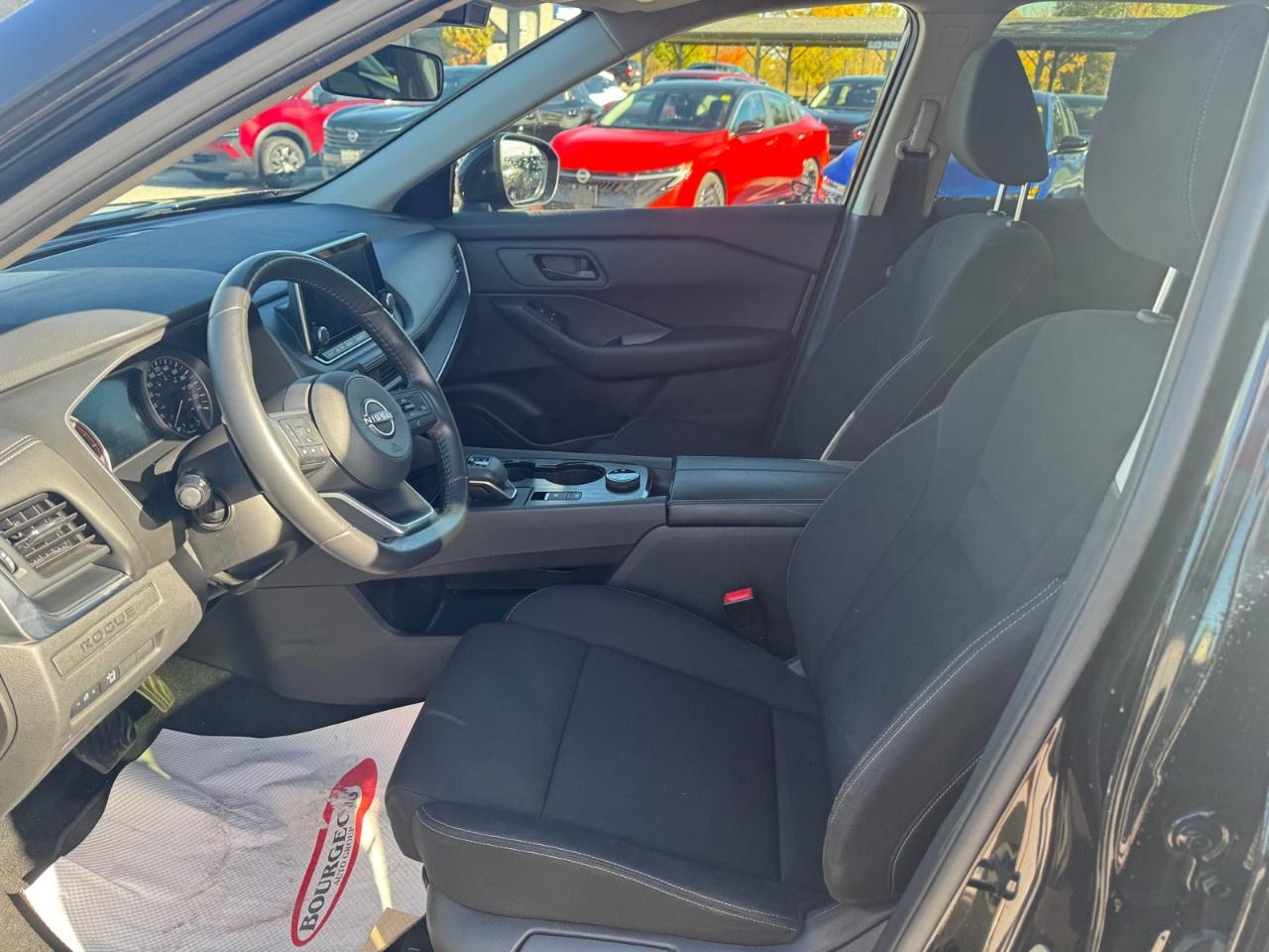 2024 Nissan Rogue AWD S Photo