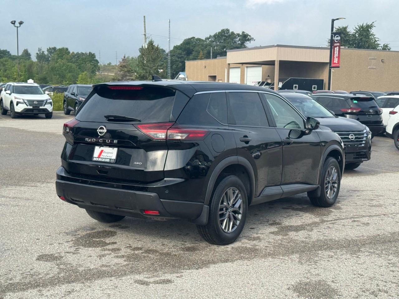 2024 Nissan Rogue AWD S Photo