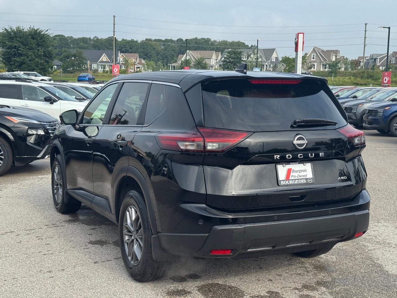 2024 Nissan Rogue AWD S Photo