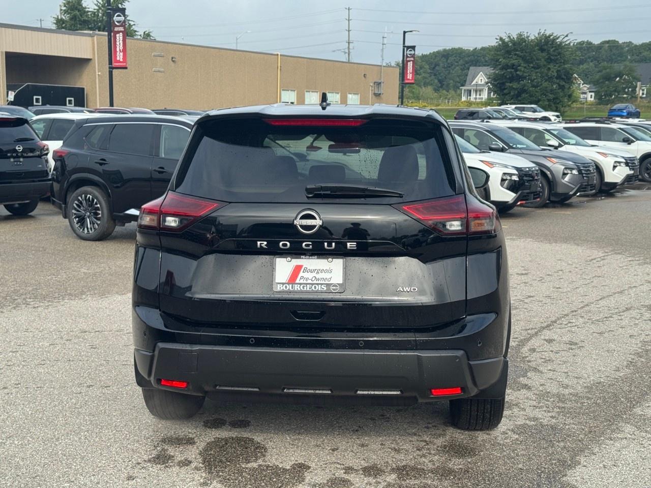 2024 Nissan Rogue AWD S Photo