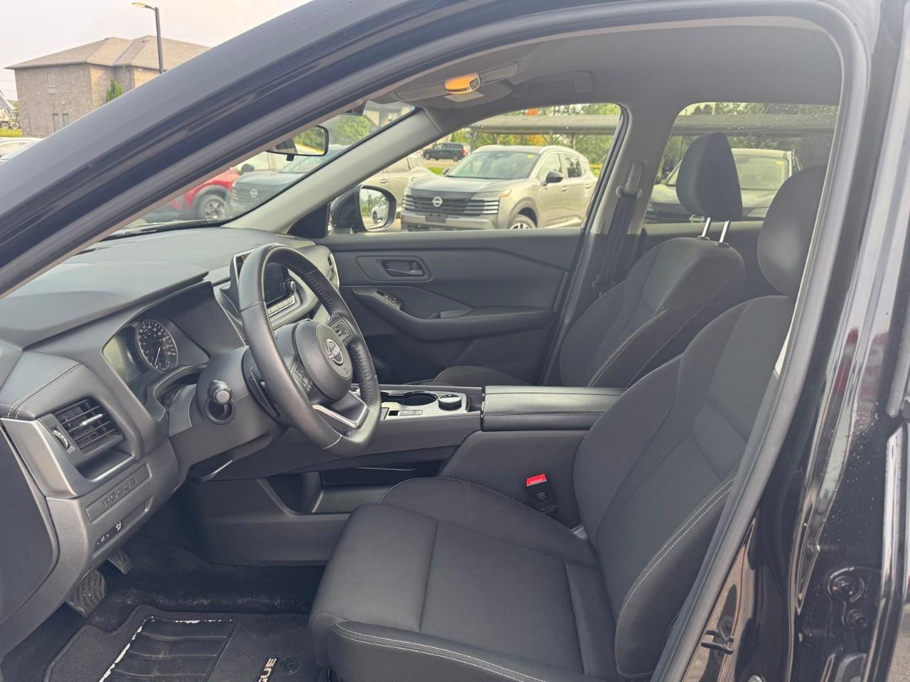 2024 Nissan Rogue AWD S Photo