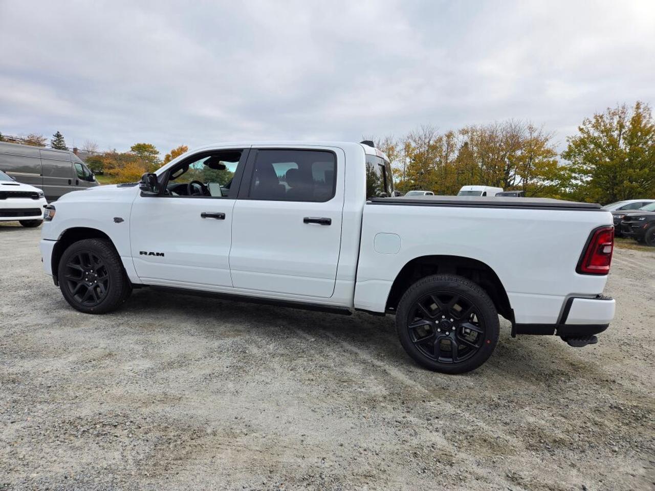 2027 RAM 1500  Photo