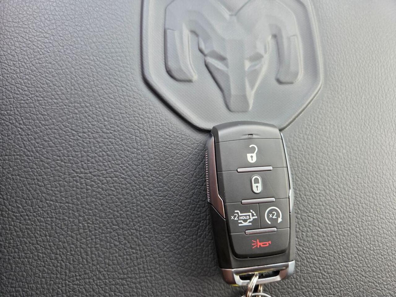 2027 RAM 1500  Photo