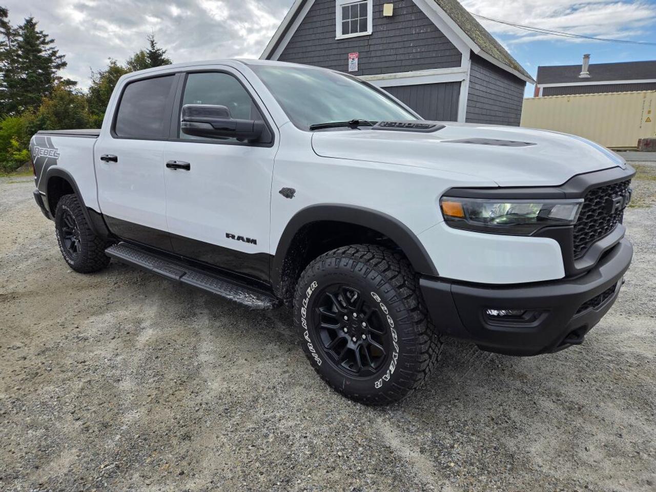 2027 RAM 1500  Photo