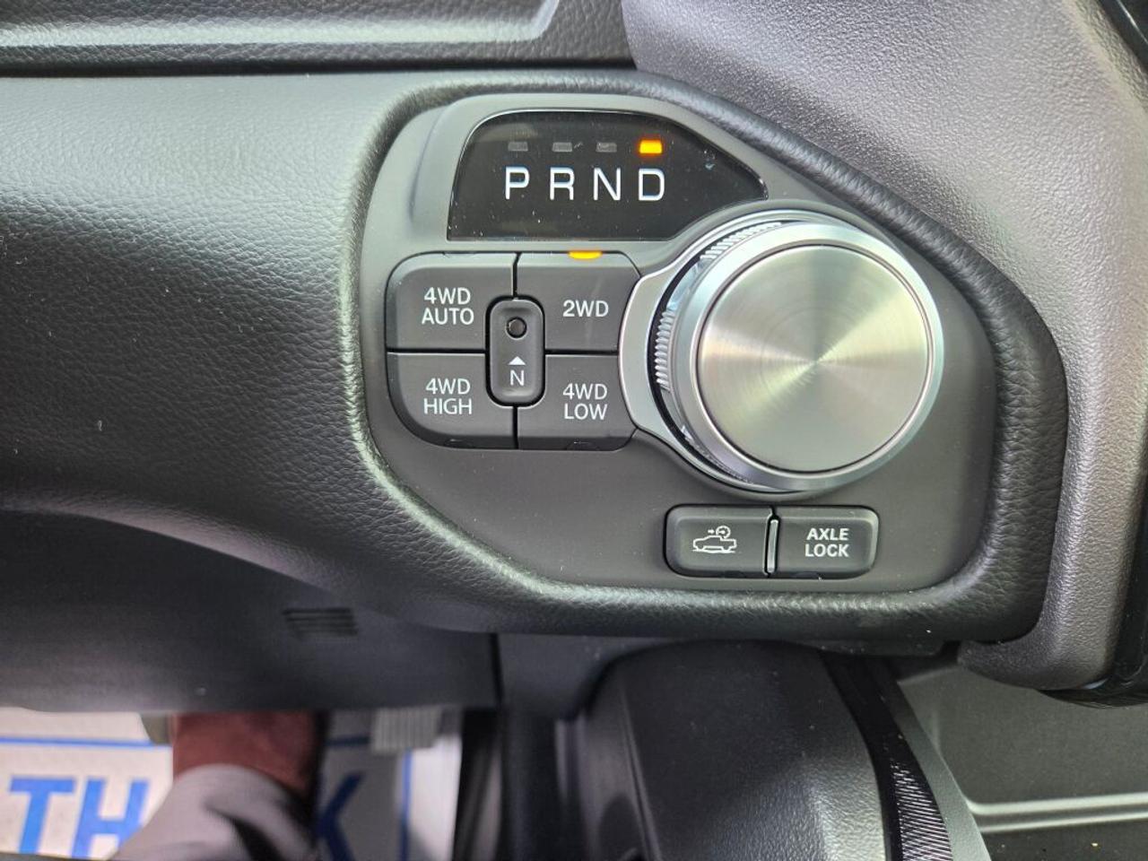 2027 RAM 1500  Photo