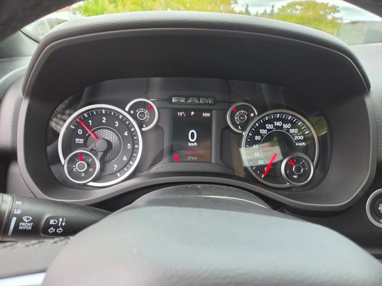 2027 RAM 1500  Photo