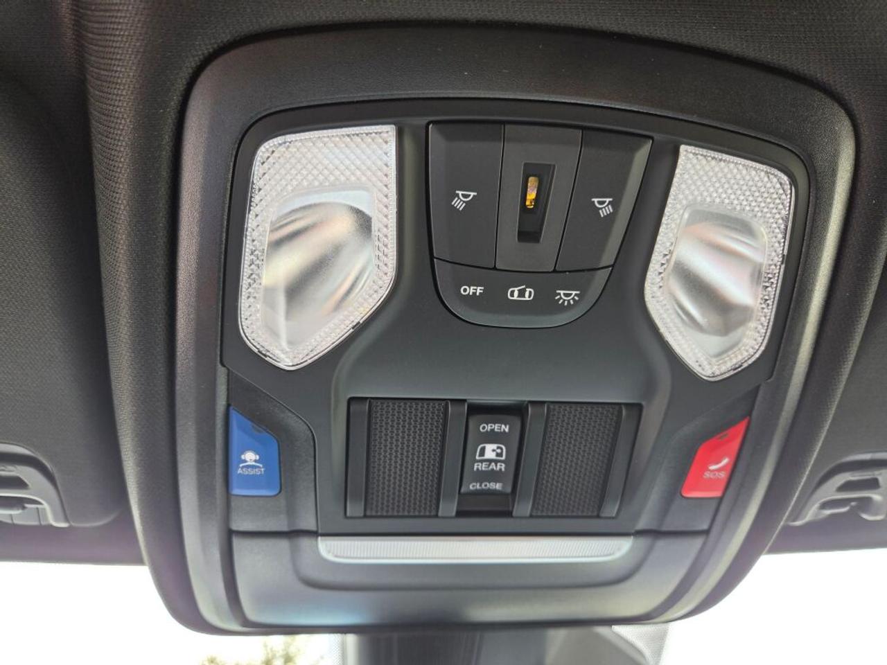 2027 RAM 1500  Photo