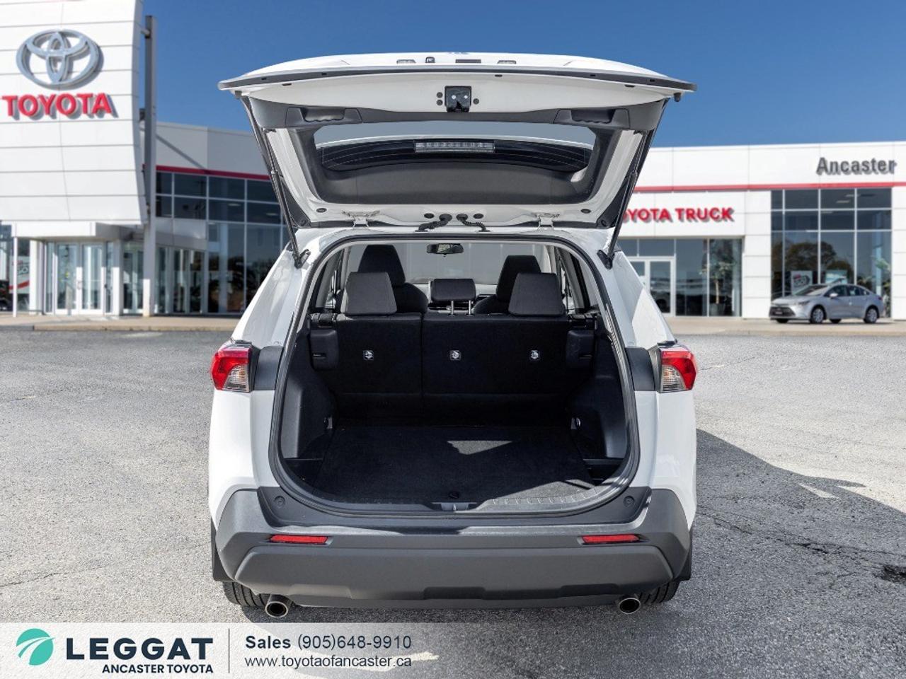 2023 Toyota RAV4 LE AWD Photo