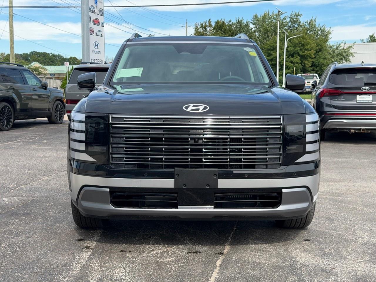 2026 Hyundai Palisade Hybrid Luxury 8-Passenger AWD Photo