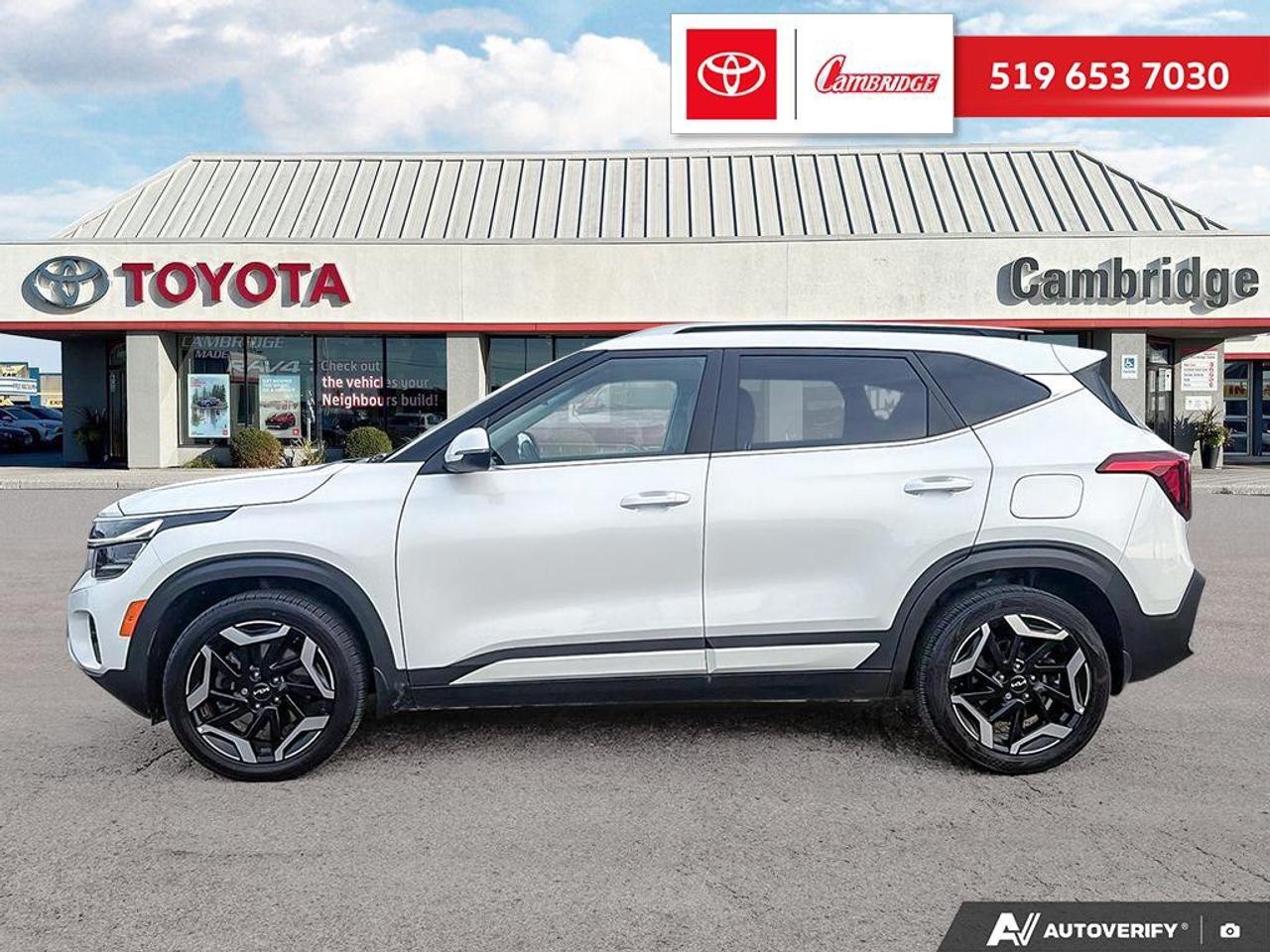 2024 Kia Seltos SX w/Brown Interior Photo2