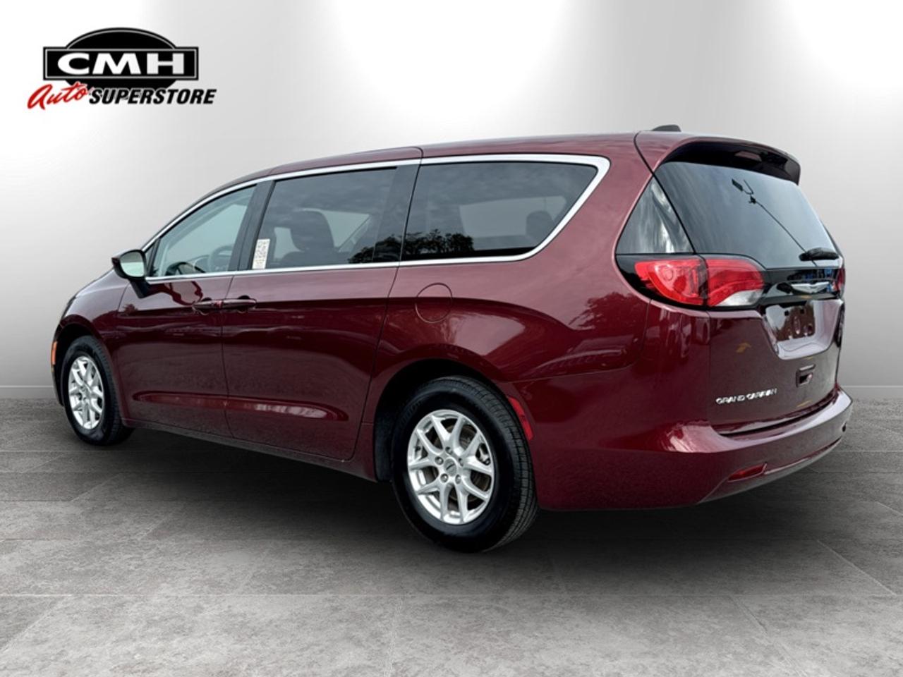 2023 Dodge Grand Caravan SXT  **POWER SLIDERS** Photo