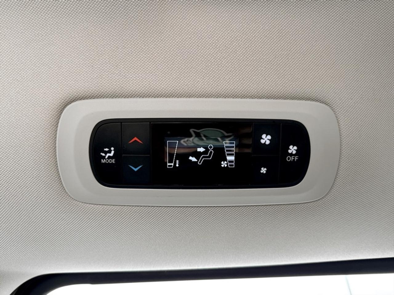 2023 Dodge Grand Caravan SXT  **POWER SLIDERS** Photo