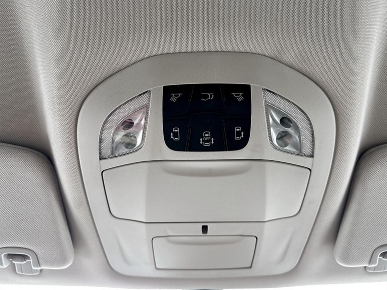 2023 Dodge Grand Caravan SXT  **POWER SLIDERS** Photo