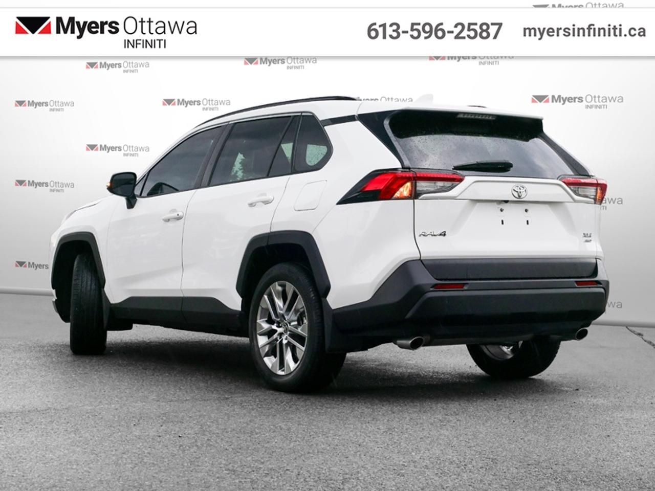 2021 Toyota RAV4 XLE AWD   AWD, Sunroof, Power Liftgate, Low KMS!! Photo