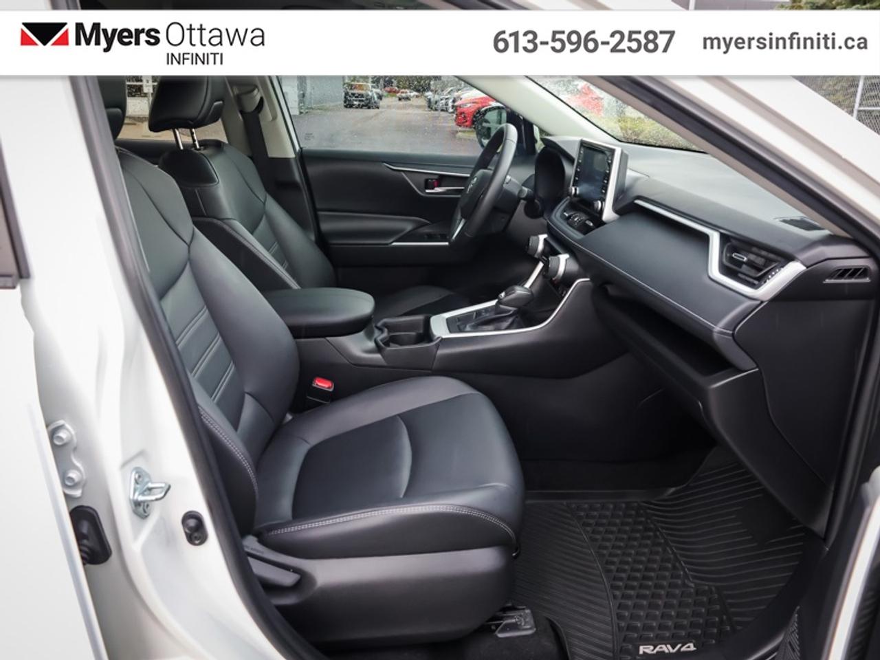 2021 Toyota RAV4 XLE AWD   AWD, Sunroof, Power Liftgate, Low KMS!! Photo