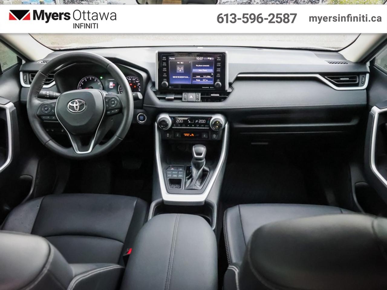 2021 Toyota RAV4 XLE AWD   AWD, Sunroof, Power Liftgate, Low KMS!! Photo