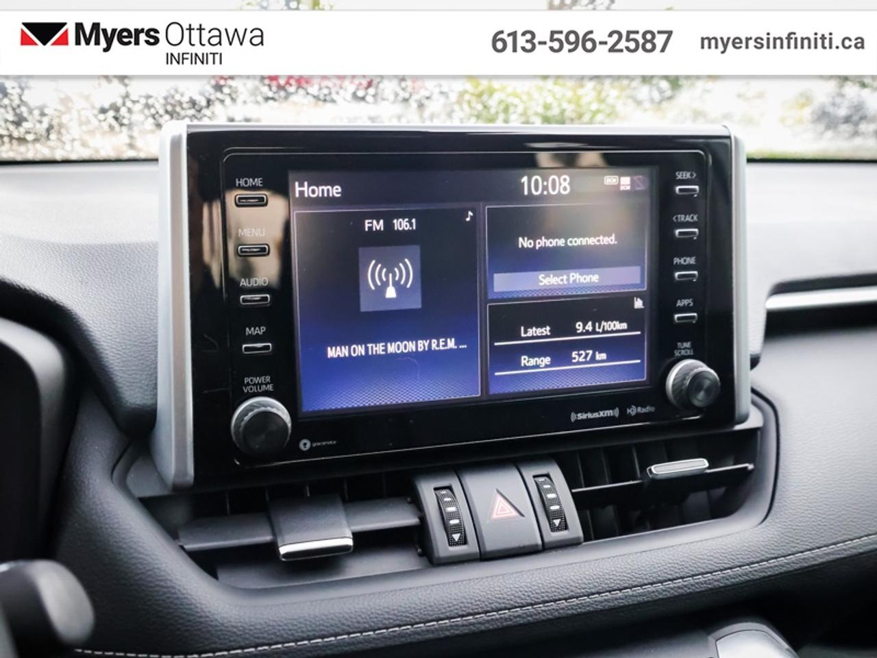 2021 Toyota RAV4 XLE AWD   AWD, Sunroof, Power Liftgate, Low KMS!! Photo