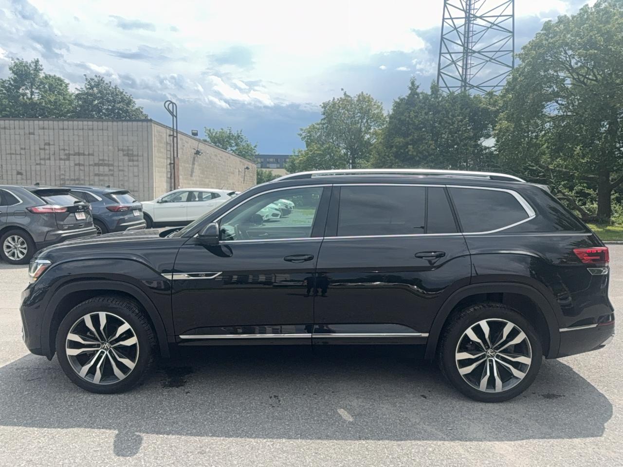 2023 Volkswagen Atlas EXECLINE