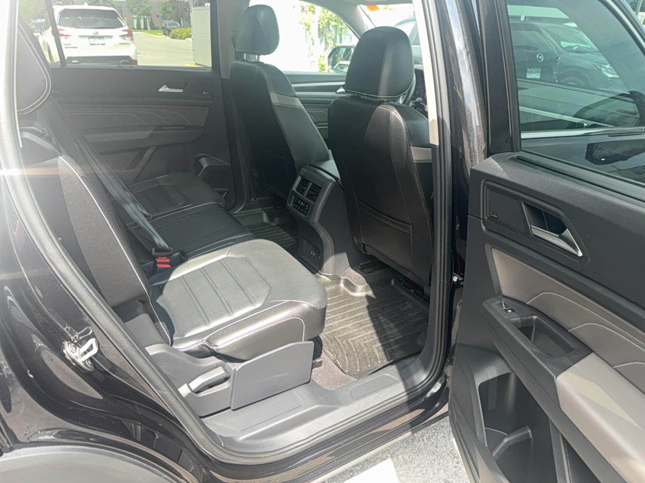 2023 Volkswagen Atlas EXECLINE