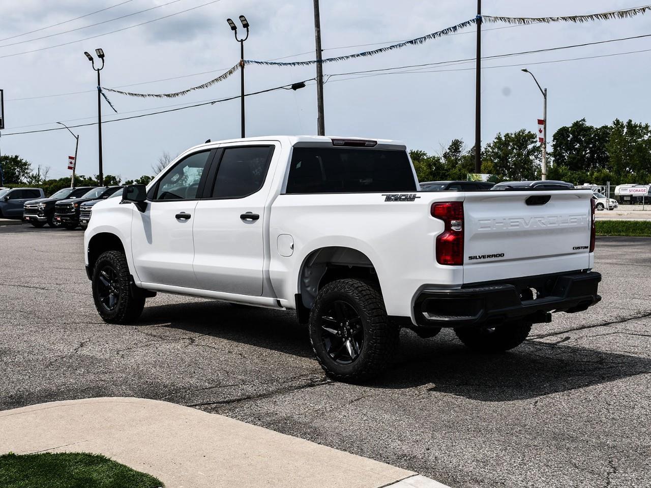 2026 Chevrolet Silverado 1500 Custom Trail Boss Photo3